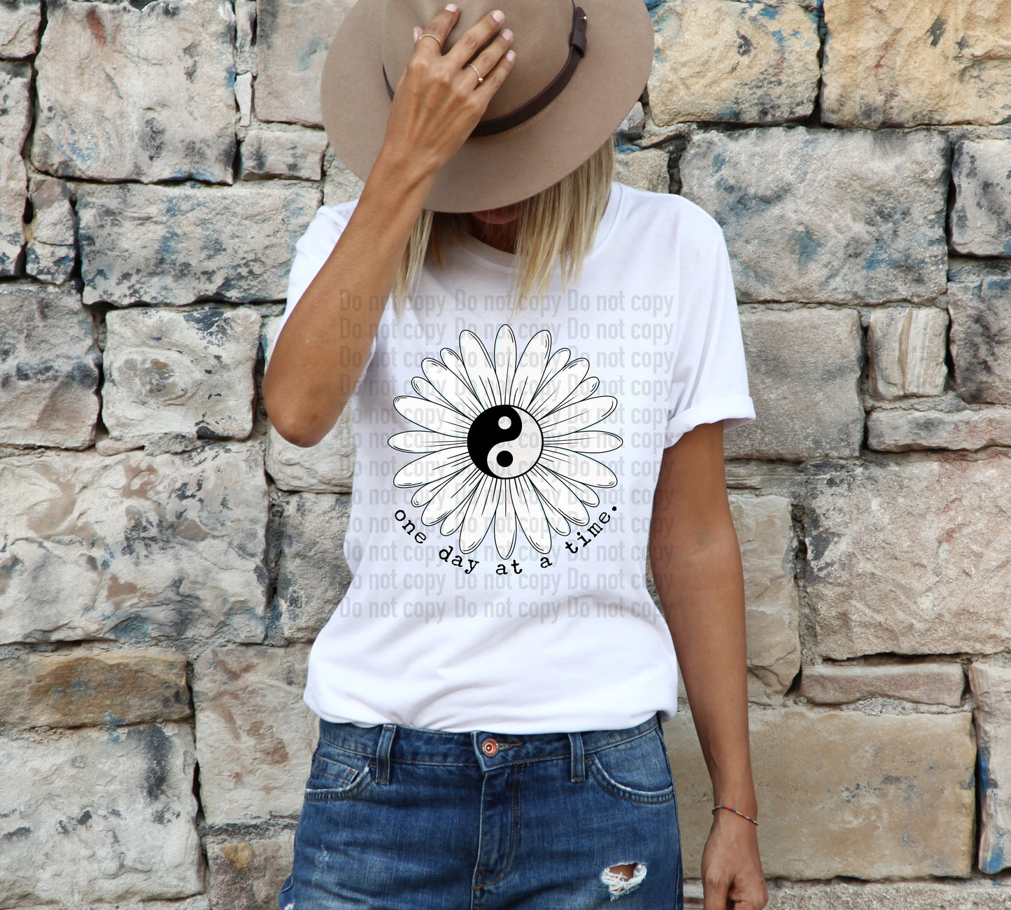 One Day At A Time - T-Shirt & Hoodie