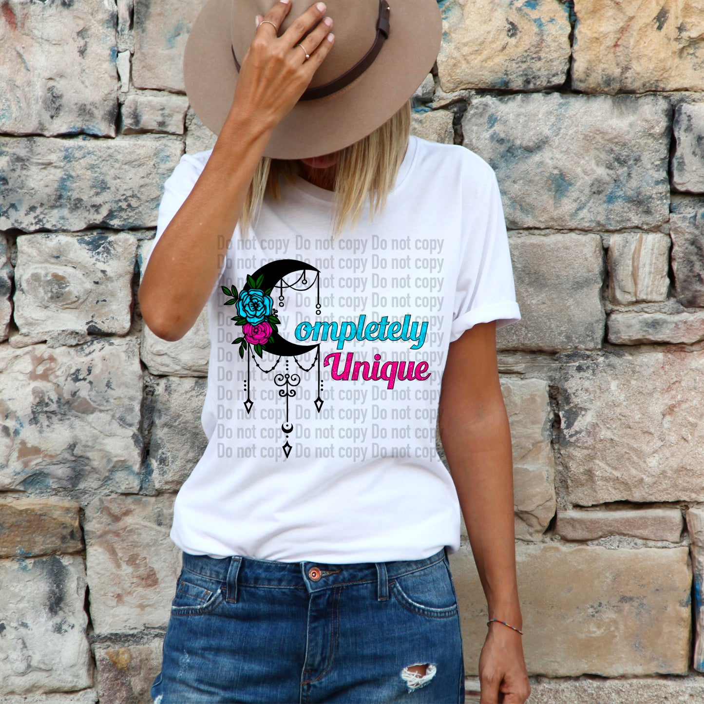 Completely Unique - T-Shirt & Hoodie