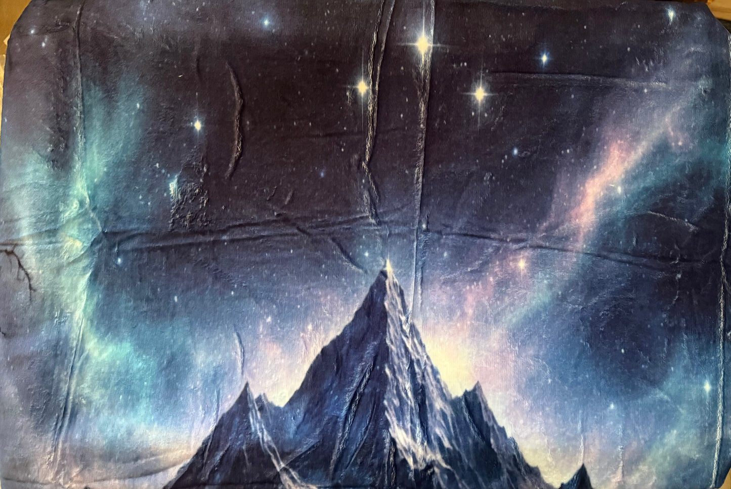 A Court…Mountains Blanket - RTS